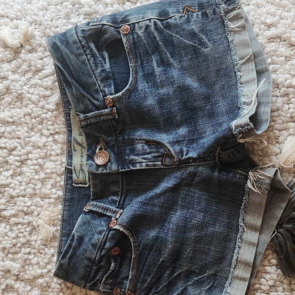 Seven7 low rise boot cut denim shorts